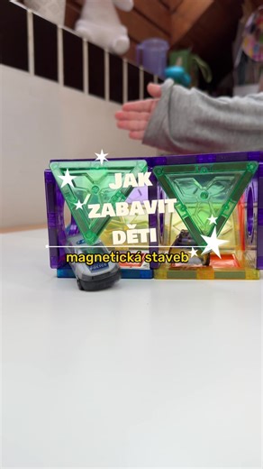 Máte doma magnetickou stavebnici? Tuto cestu pro autíčka vyzkoušejte. 🙂 Děti si při hře rozvíjí jemnou motoriku, soustředění, logické myšlení, řešení problémů, představivost a kreativitu. Zabaví vaše děti tato stavebnice? P. S. jsem zjistila, že máme dílky jen s dírou pro kuličkovou dráhu! Musíme napravit. #magnetickastavebnice #magneticblocks #magnetix #connetix #deti