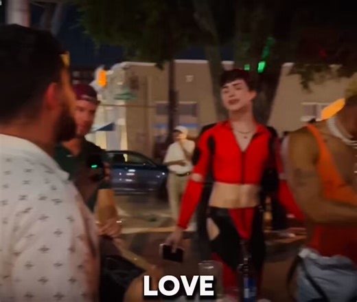 the fact that he ate him up while DRUNK so effortlessly here will forever be iconic LMAOOO😭😭😭