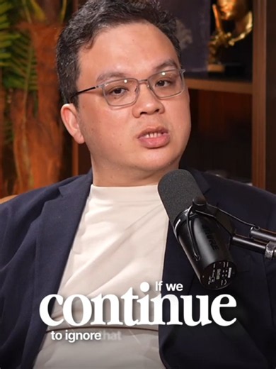 “What actually happens to the body when we ignore chronic tension or misalignment?” 🤔 I asked Dr. Nicholas Lim this question on The Raygacy Show, and his answer was eye-opening. Your body is incredibly smart. When something isn’t functioning properly, it doesn’t just break overnight—it adapts. At first, it might show up as tight shoulders, neck stiffness, headaches, or lower back discomfort. Then the body starts to compensate. Muscles work harder. Joints move differently. Posture changes. Stres