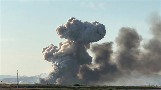 Video captures moment a fireworks warehouse catches fire and explodes in California