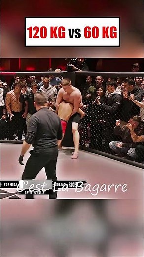 WHEN YOU CLEARLY DON'T HAVE THE SAME BUILD 😂