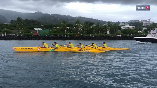 71K views · 2.5K reactions | Moment insolite à la #VodafoneChannelRace : le grand patron Albert Moux, 76 ans, monte sur le Va'a de Shell pour finir la course   | TNTV Tahiti Nui Télévision | Facebook