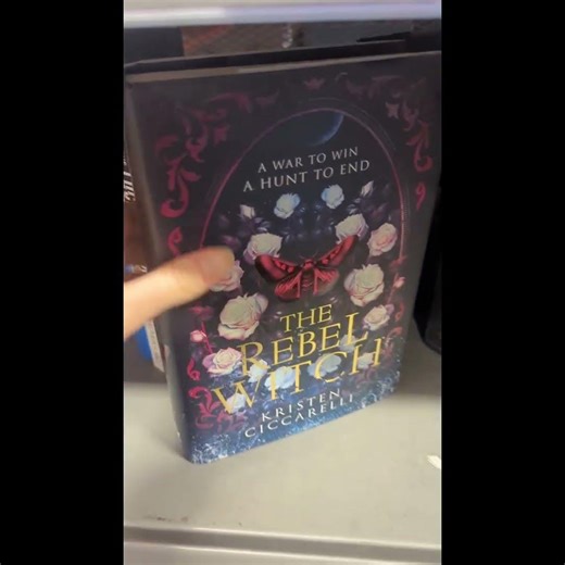 Book shopping at TK Maxx 📚 #books #booktube #reading