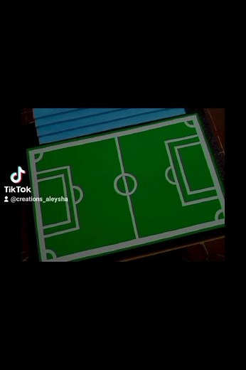 Maqueta de una Cancha de Fútbol: Medidas y Materiales
