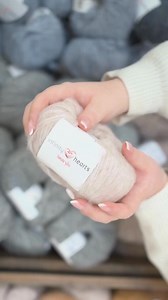 Infinity Hearts Amaryllis - Herlig blandingsgarn i en vakker palett av nydelige farger! 🧡 Perfekt som et vakkert ledsagergarn, men skinner også for seg selv. | Rito