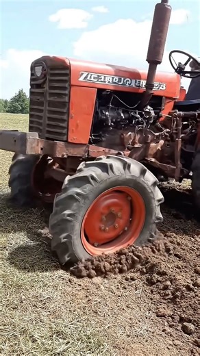 Original Zetor 1968 #HMT5911 #Tractor #SidhuMooseWala #HMT #Punjab #Tractor #ModifiedTractor #Shorts