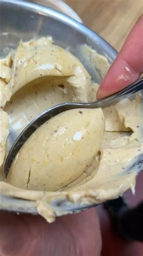 All Things Butter: Anchovy & bottarga butter with white asparagus #allthingsbutter #foodyouwanttoeat
