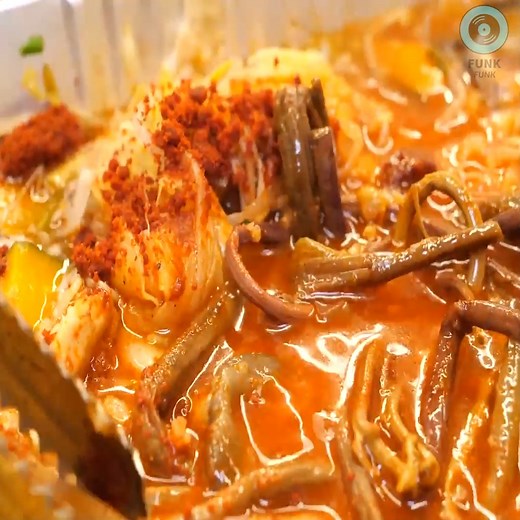 26K views · 867 reactions | Amazing! Eat anytime, anywhere! The best dumpling hot pot meal kit - Korean food | My Pub | Facebook