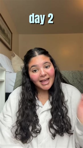 DAY 2 | trying to become a ugc creator from nothing !! today’s goals: applying to breifs and making some videos ❣️ trying to get a gig by the first week let’s see if we can do it 🤞🏼 #ugc #ugctips #ugcportfolio #ugcforbeginners #ugcexample