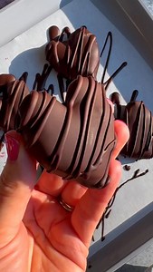 Comment “heart” for the details 🩷 Chocolate-covered stuffed date hearts. Just 3 ingredients, no baking and SO easy to make. Perfect for kids, date night or honestly… just you and your snack craving 💕 Save this for your V-Day lineup! #chocolatehearts #stuffeddates #chocolatedates #valentinesday | Eating by Elaine