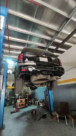 Chevrolet Trieel Blazer Transmission Revomedval. 4L60E transmission #aumechanic #mechanic#jeddah