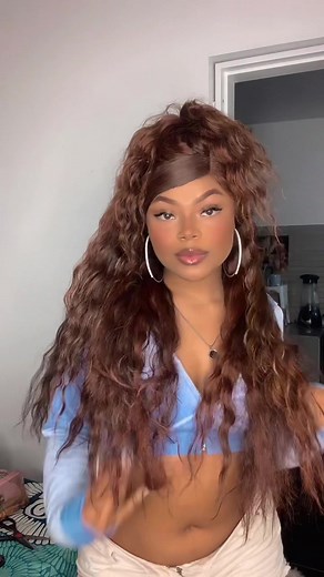 Styling Tips for Curly Red Hair: A Fashion Guide