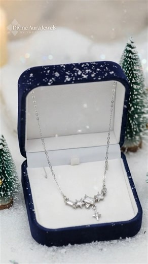 Divine Aura jewels on Instagram: "Sparkle Like the Stars This Holiday Season ⭐✨ Make this Christmas truly magical with our stunning Star Necklace crafted in pure 925 Sterling Silver. This exquisite piece captures the wonder of a winter night sky, featuring brilliant star-shaped crystals that shimmer with every movement. Perfect for the festive season and beyond, this silver necklace brings celestial elegance to any outfit. The delicate chain holds a beautiful constellation of sparkling stars wit