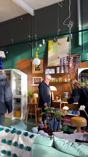 Jul på spinneriet 🎄 Det är dags för helg nummer två av jul på spinneriet! Denna helgen har vi massor av roliga Pop-up butiker som man inte får missa 🎁 Välkomna! #utflyktigöteborg #julkänsla #spinnerietilindome #julpåspinneriet #smultronställe | Spinneriet Lindome