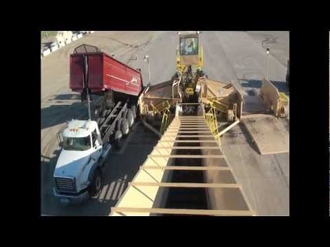 KII Sugar Beet Piler In Action (ACSC)