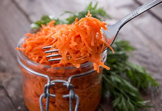 Homemade Fermented Ginger Carrots