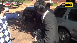 1.1M views · 5.5K reactions | [VIDEO] La cámara oculta realizada al ahora suspendido fiscal de Encarnación, Christian Garelik Um, reveló contundentes conversaciones de este y su asistente fiscal, que ya no podrán ser analizadas en un juicio porque la causa se extinguió. La Corte Suprema de Justicia ordenó una auditoría. | ABC Digital | Facebook