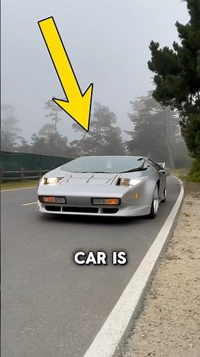 America's Short Lived Legendary Supercar Vector W8