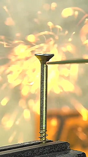 DIY Make Your Own Mini Wood Carving Curved Chisel With A Nail #diy #diyer #tips #lifehacks #tools | Daniel Plumbing | Facebook