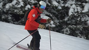 Kevin's back again to give you this weekend's extra scenic conditions report! ✅ We will be opening this weekend with over half our terrain. ✅ 4 lifts open! Snowcat, Snowbelt, Bobcat and Wildcat Express. ✅ Pub open in the afternoons! With views this magnificent, there's no better time to head over to Wildcat Mountain! See you there! Uphill travel is currently closed, please visit our conditions report for updates: https://www.skiwildcat.com/the-mountain/mountain-conditions/snow-and-weather-report