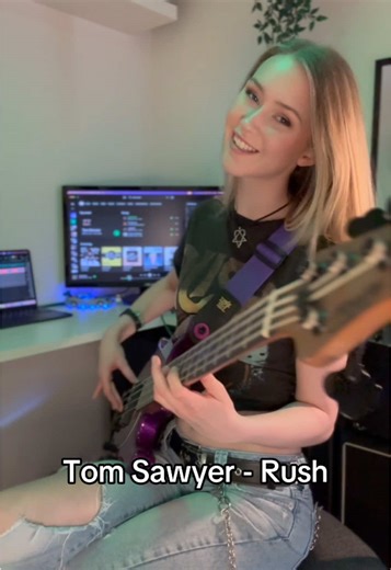Mastering the Tom Sawyer Bassline with Rush 🎸
