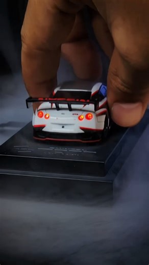 Mini Garage 1:64 on Instagram: "Nissan GT-R Nismo GT-3 😍❤️ Follow @mini.garage164 ✨️ . . . . Tags: #hotwheels #kyosho #nissangtr #cars #carlover"