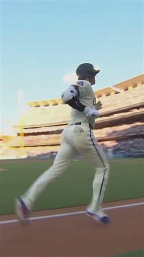 Shohei Ohtani Ties the Game in the 1st with a Leadoff Home Run!