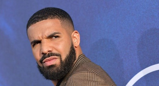 It's Over: Drake Splits From Johanna Leia And Is Dating A New Woman