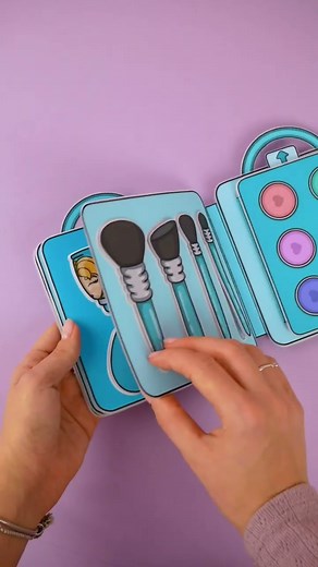 Paper Make Up Kit DIY