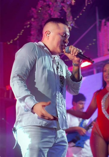 Lanzamos el mix Romántico 2 ?