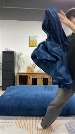 Meet the EROMMY 5ft Giant Gorilla Bean Bag Sofa Chair Bed – your new go-to for ultimate comfort!