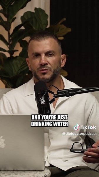 The Truth About Alcohol and Why Your Body Treats It as a Poison Catch the full episode every Wednesday at 6:00 AM (AEST) on Spotify, ApplePodcasts, and YouTube. #moodidennaoui #dietdoctor #dietdoctorpodcast #healthtips #alcoholtruth #bodyscience #wellnessfacts #healthyliving #nutritionscience #alcoholeffects #mindandbody #scienceofhealth #wellnessmatters