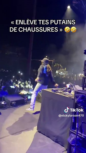 NICKY LARSON sur TikTok