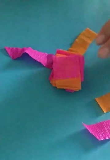 Aprende a hacer cadenas de papel "CraftArt"