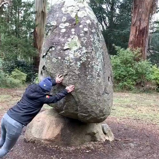 @Xx17965797N You big accounts are a**holes. You keep stealing content from smaller accounts and never credit the original source: