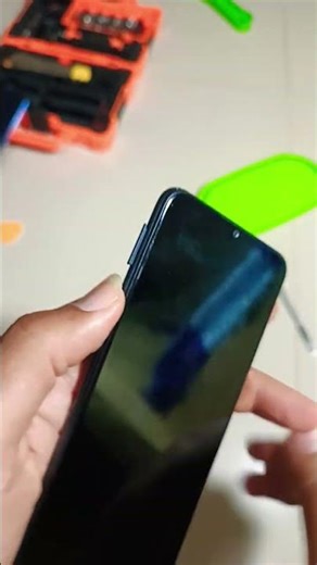 how to remove a SIM card