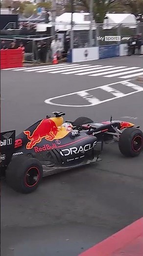 The aura of Yuki Tsunoda driving a Red Bull round the streets of Tokyo 🔥