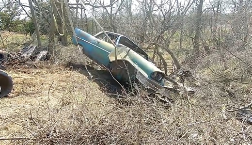 Man Finds Hopeless 1958 Chrysler New Yorker in a Ditch, Decides To Save It Anyway