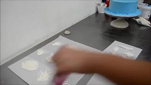 How to Make a Little Ariel Ocean Theme Mermaid Cake Join our group: https://www.facebook.com/groups/399224243606200 For more tutorials, tips, techniques, recipes and ideas you can visit our website: http://cakeloversclup.com | Cake Lovers Club