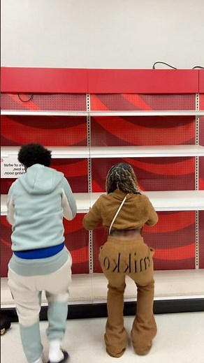 TIKTOK IN TARGET DANCE 😱‼️