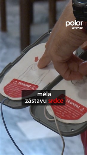 5.8K views · 20 reactions | ❤️ V Lískovci se lidé učili používat nový defibrilátor, který může zachránit život. Přístroj je jednoduchý na obsluhu a zvládne ho i laik díky hlasovým pokynům v češtině ⤵ | Televize POLAR | Facebook