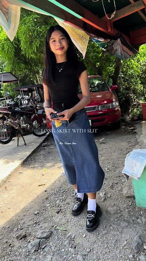 Stylish Denim Long Skirt with Slit - Fashion Must-Have!