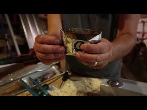 Repairing Coin Box, wont believe why!! | Following Keenan!