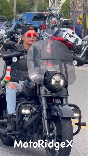 MotoRidge on Instagram: "American Bikers 🇺🇸 Cruising at Daytona Motorcycle Rally #motorcycle #bike #bikelife #usa #moto"