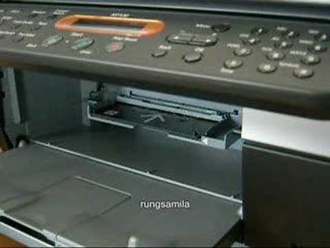 Canon CD printing tray in action
