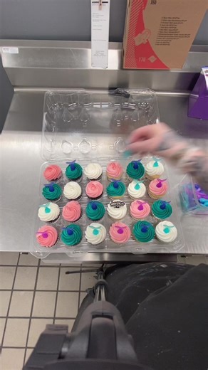 tiffanys_cakes_ on TikTok