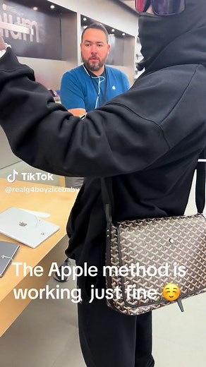 The apple method is working ☺️👨🏿‍💻 #g4boyz