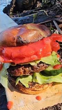 A Burger Gone Wild #burger #cooking #bushcraft #food #outdoors #camping #outdoorcooking
