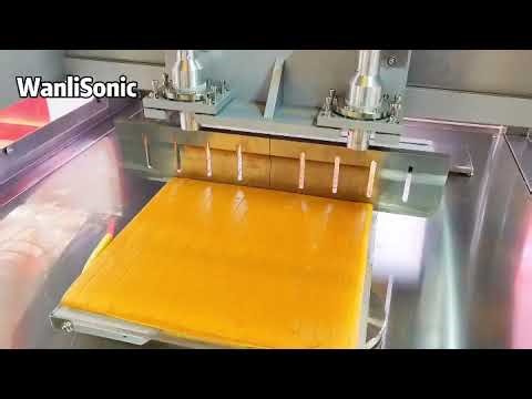 Ultrasonic small cake cutting machine