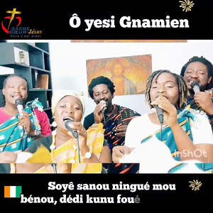 Joie, joie, joie ! Soyons dans la joie car notre Seigneur est bon! Chantons ensemble ce magnifique cantique Baoulé ( Côte d'Ivoire) Traduction : Seigneur ne tiens pas compte de nos fautes, accepte nos offrandes. Que le sacrifice de ton fils Jésus que nous te présentons aujourd'hui nous donne la Vie. NB: Tu es Catho/Catho alors prends un ou plusieurs tickets pour notre concert en faveur des enfants atteints du cancer le vendredi 15 novembre 2024 à la Basilique notre Dame de la paix de Yamoussoukr